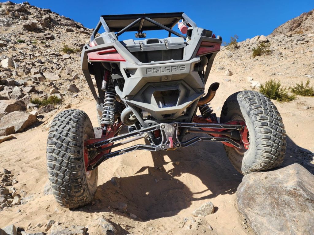 Pro R With Wheel Off Polaris Pro R/Turbo R Billet Radius Rods – Twisted Axle Offroad